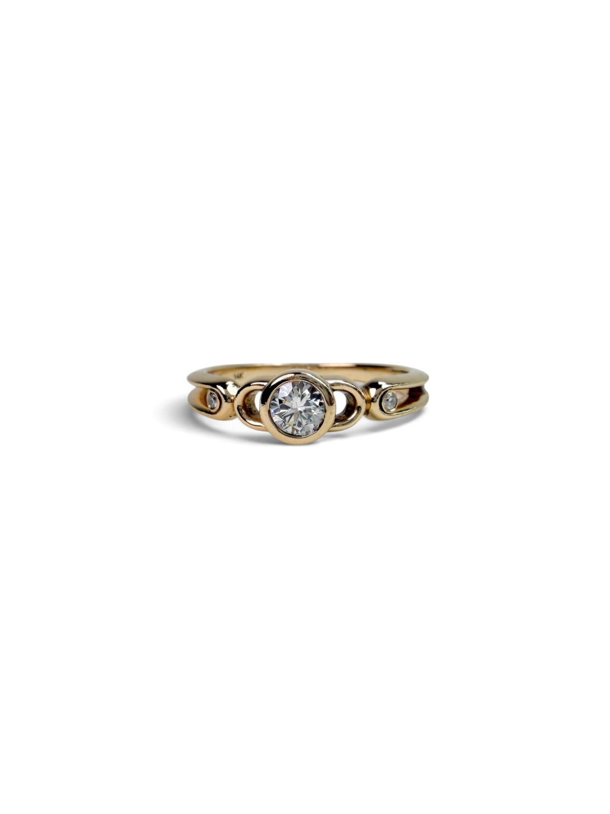Great Encounter Ring - White Diamond