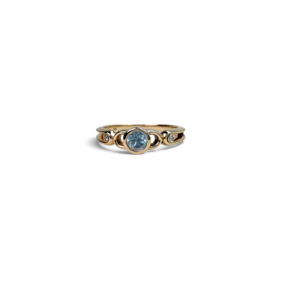 Great Encounter Ring - Australian Teal Sapphire